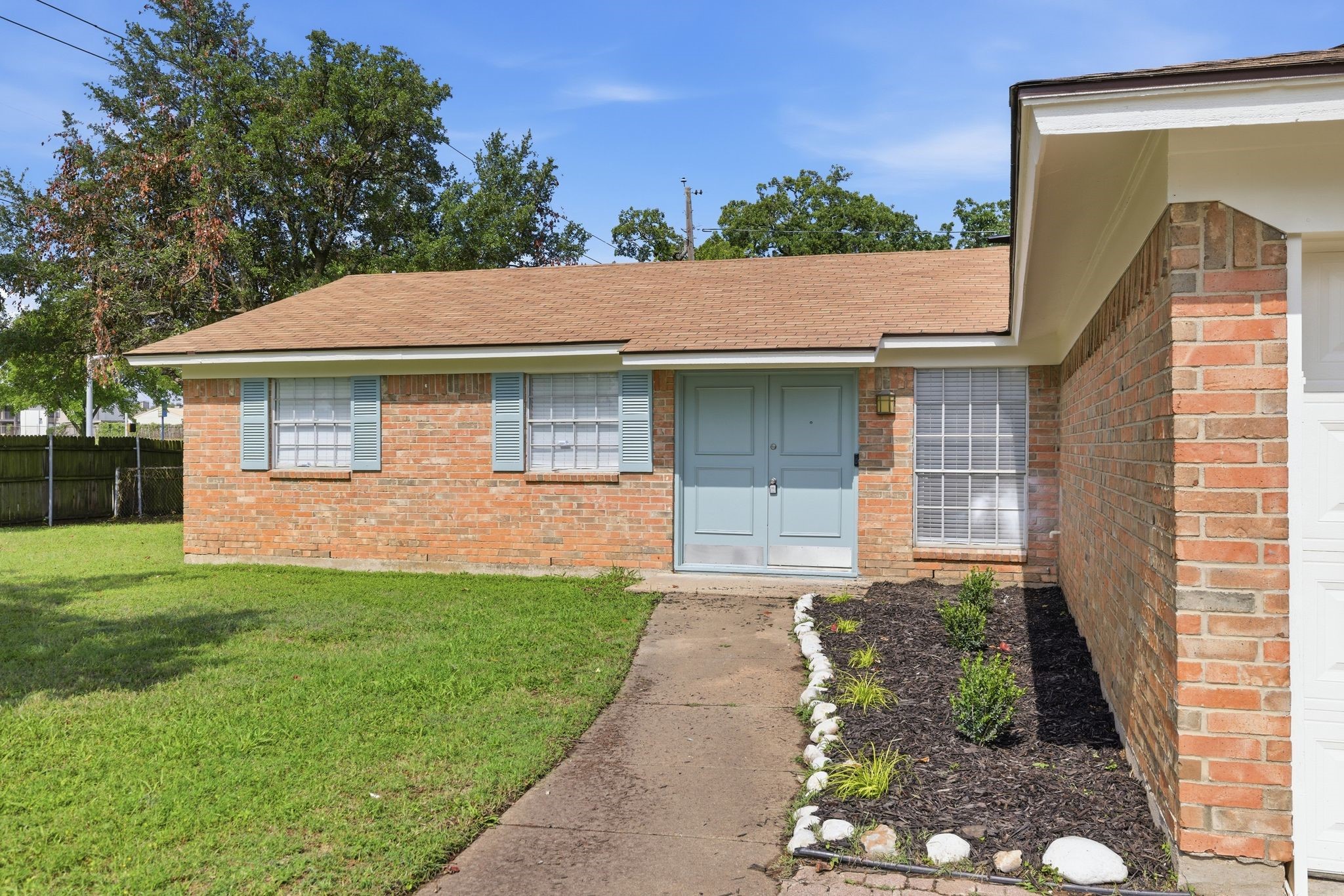 801 Gettysburg Place Bedford TX 76022