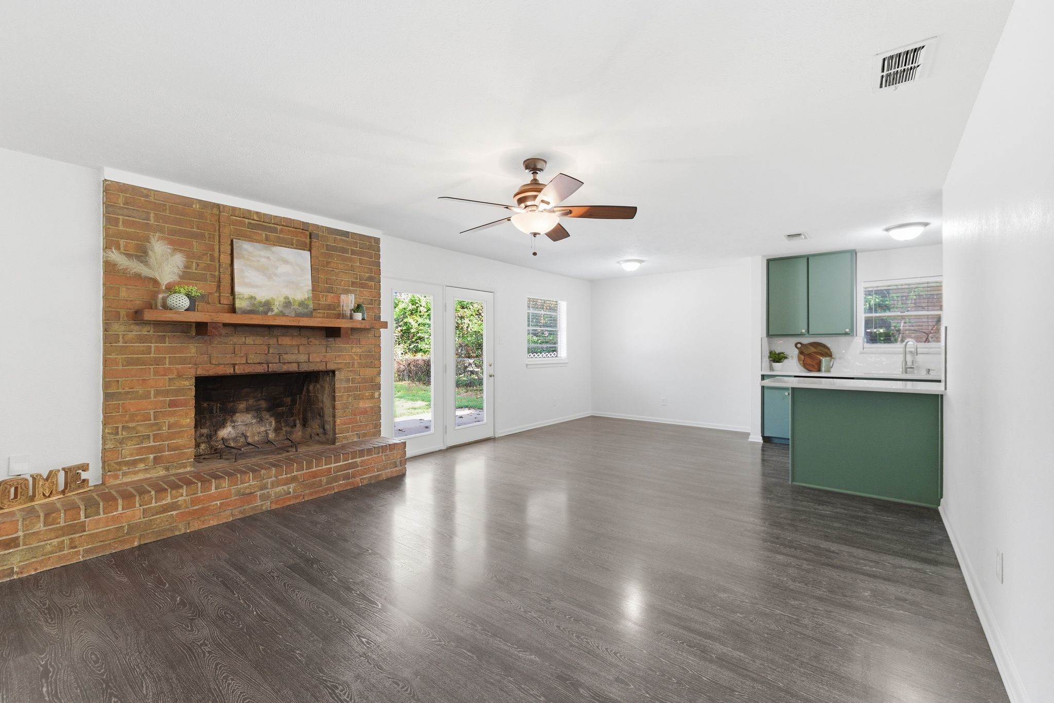 801 Gettysburg Place Bedford TX 76022