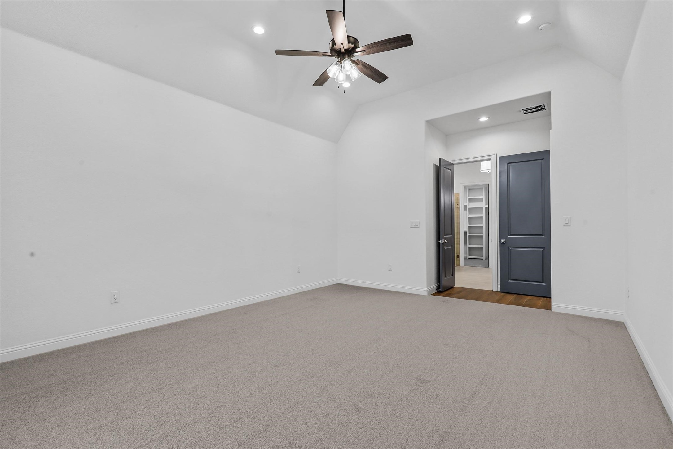 1645 Ethan Circle Midlothian TX 76065