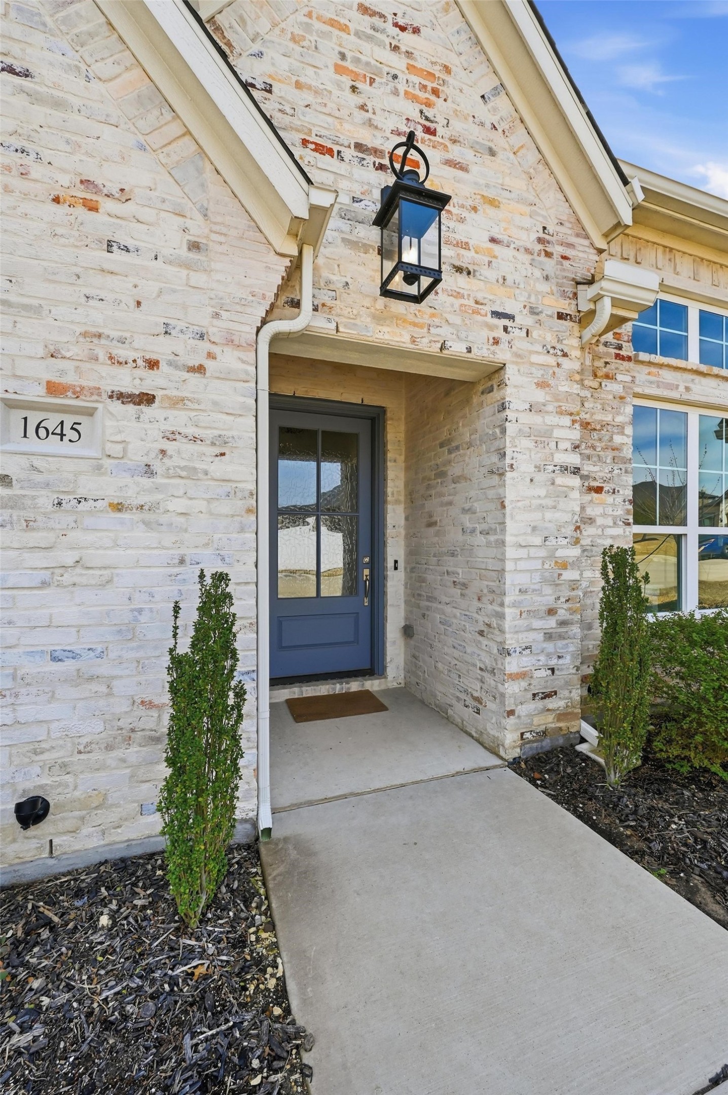 1645 Ethan Circle Midlothian TX 76065
