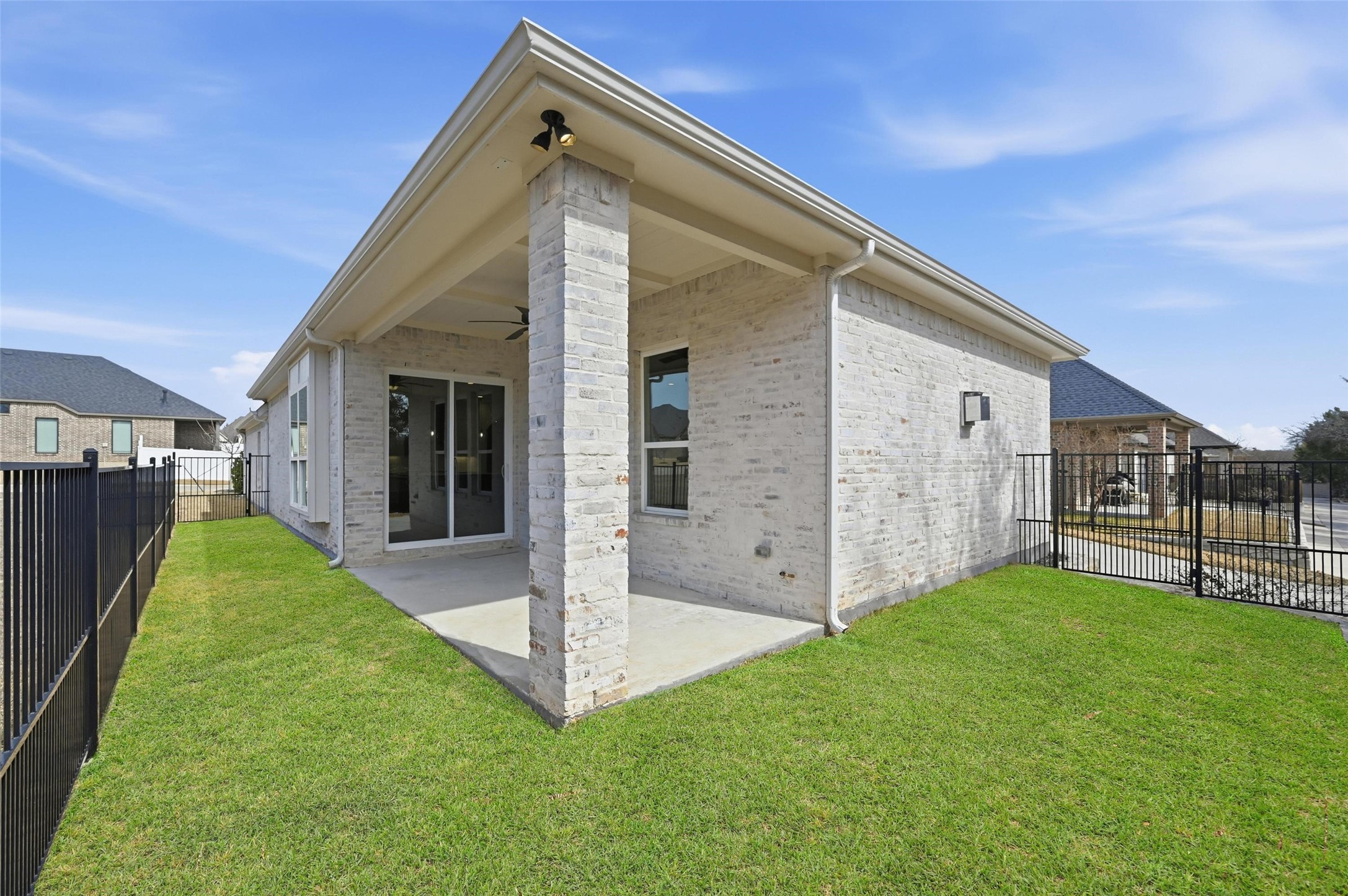 1645 Ethan Circle Midlothian TX 76065