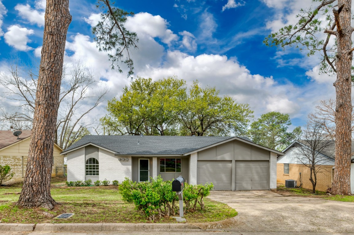 2512 Mintwood Place Arlington TX 76016