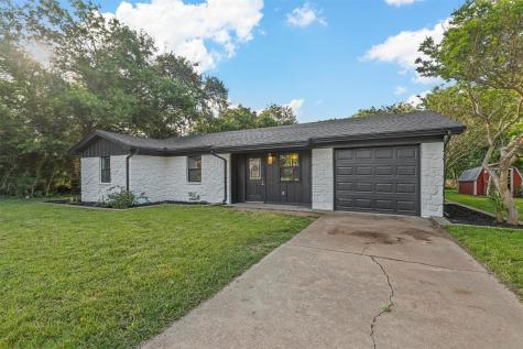 201 W Moore Street Granbury TX 76048