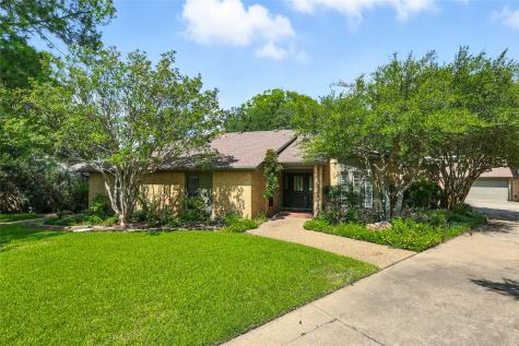 2047 Sierra Place Lewisville TX 75077