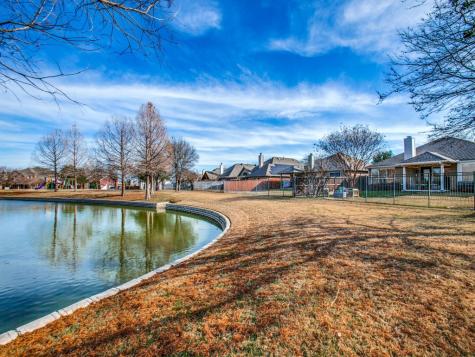 6111 Hillcrest Drive Sachse TX 75048