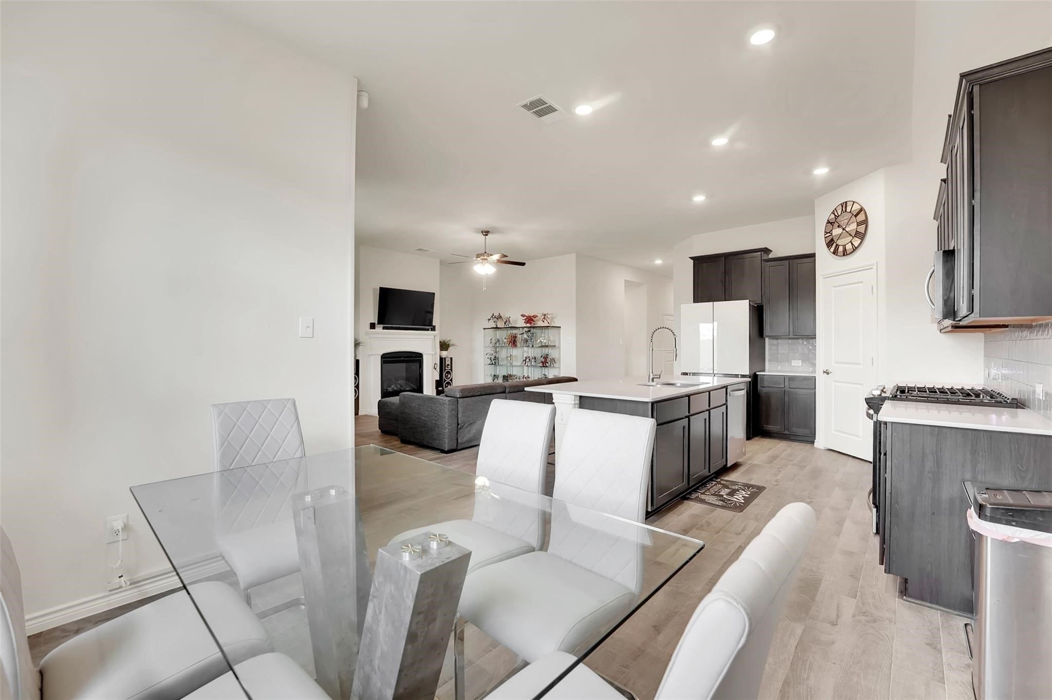 3303 Brady Starr Drive Aubrey TX 76227