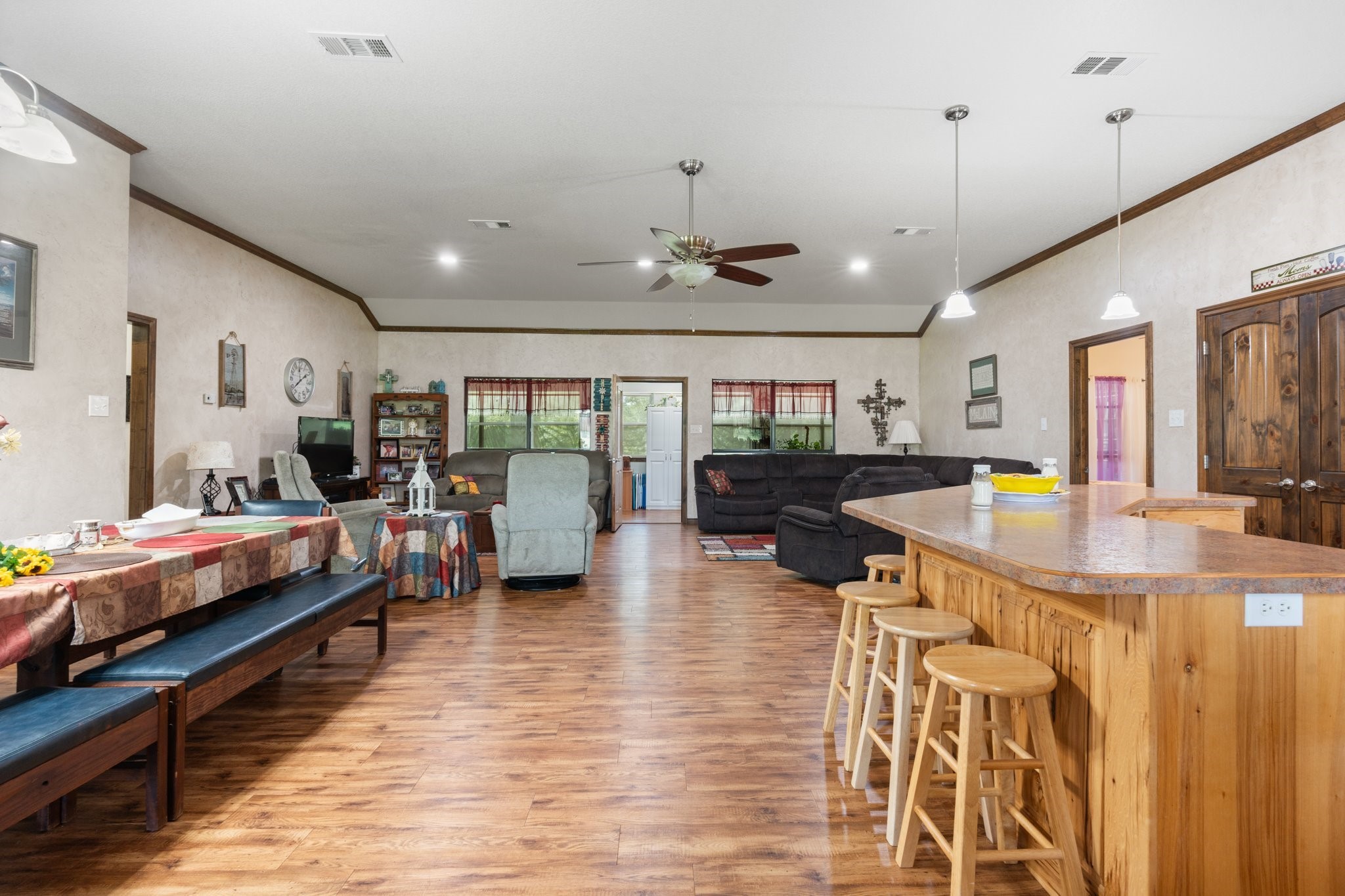1338 Fm 67 Covington TX 76636