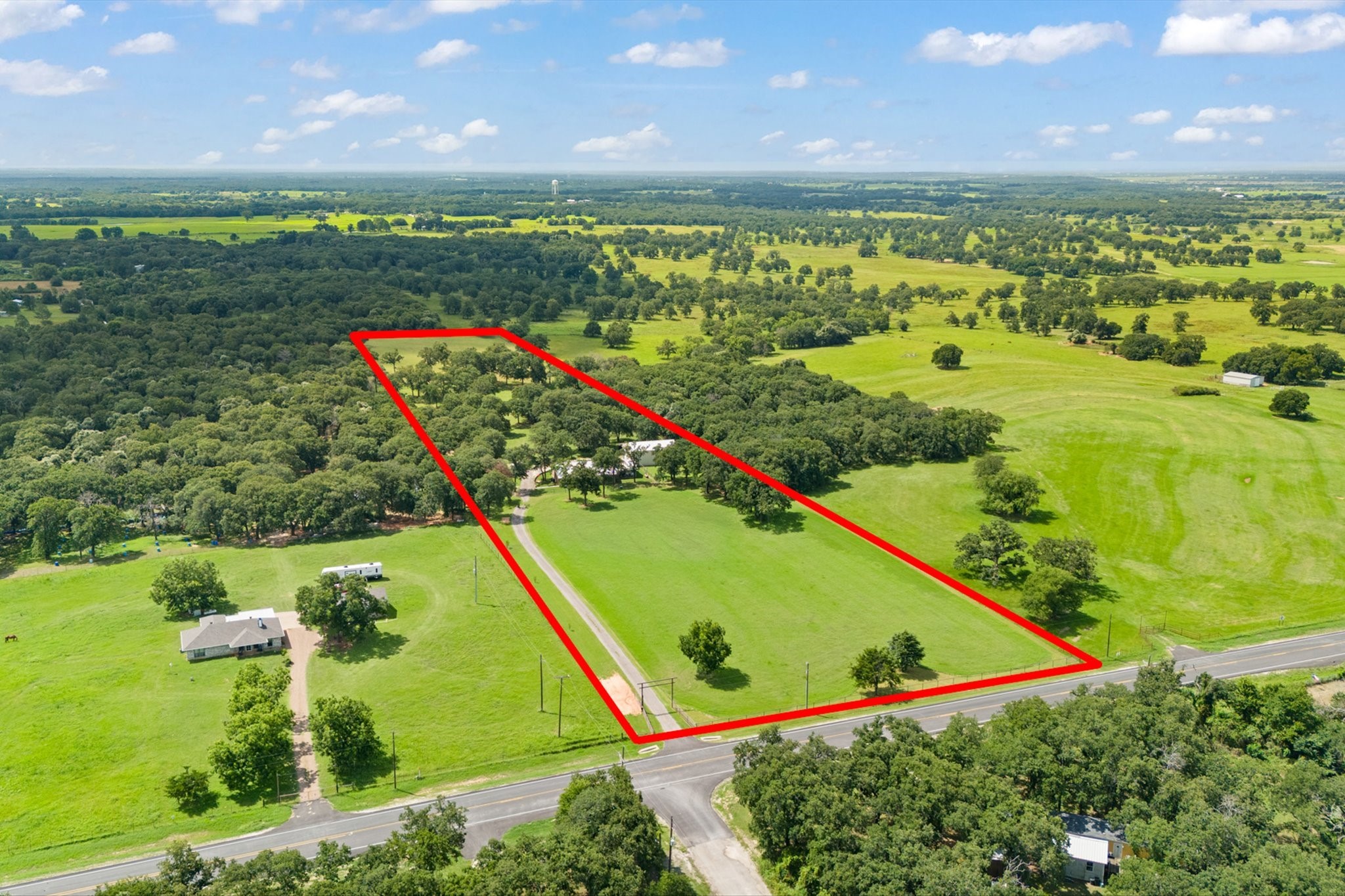 1338 Fm 67 Covington TX 76636