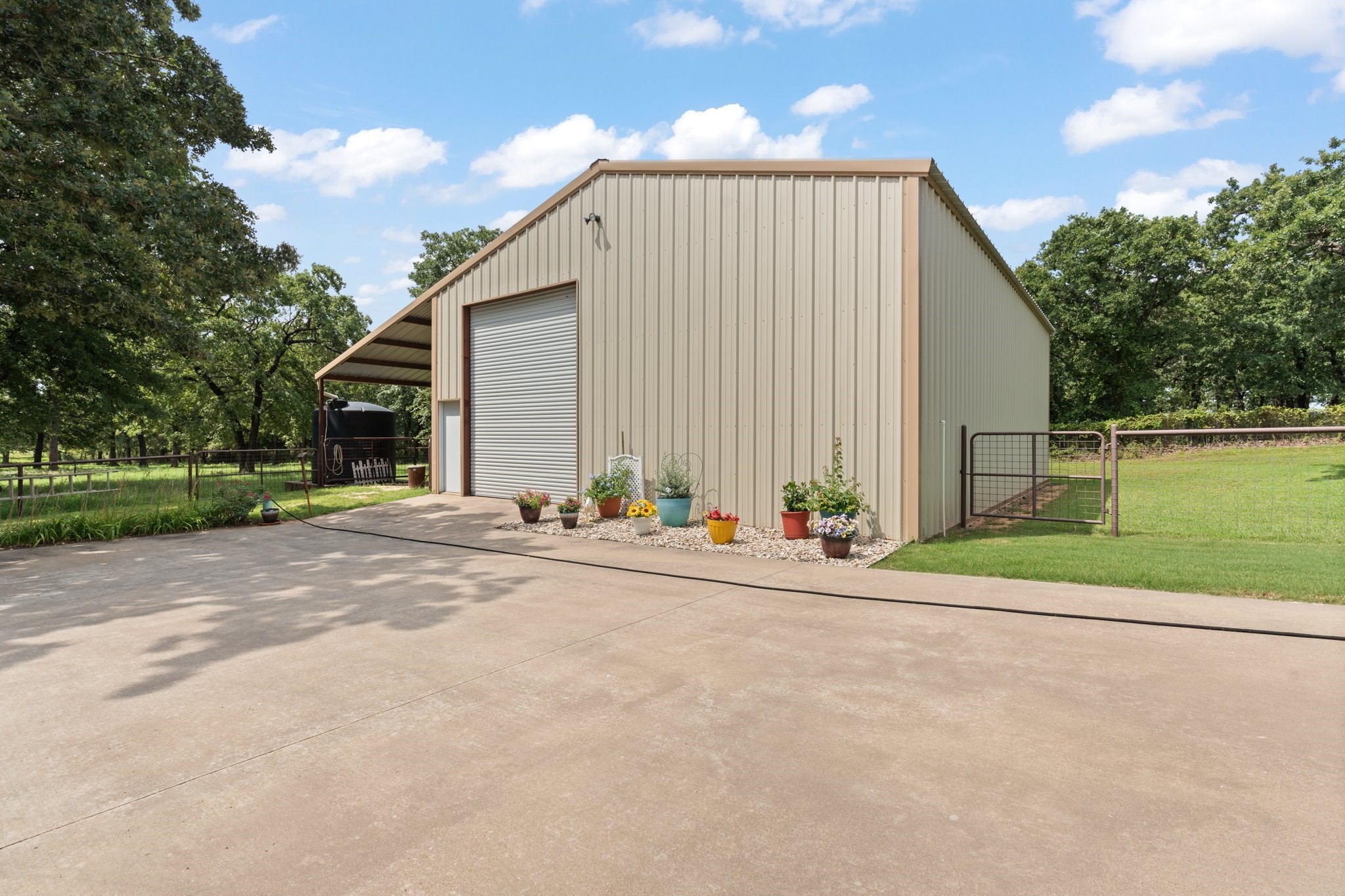 1338 Fm 67 Covington TX 76636