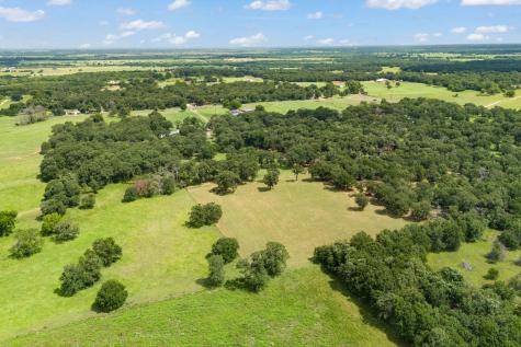 1338 Fm 67 Covington TX 76636