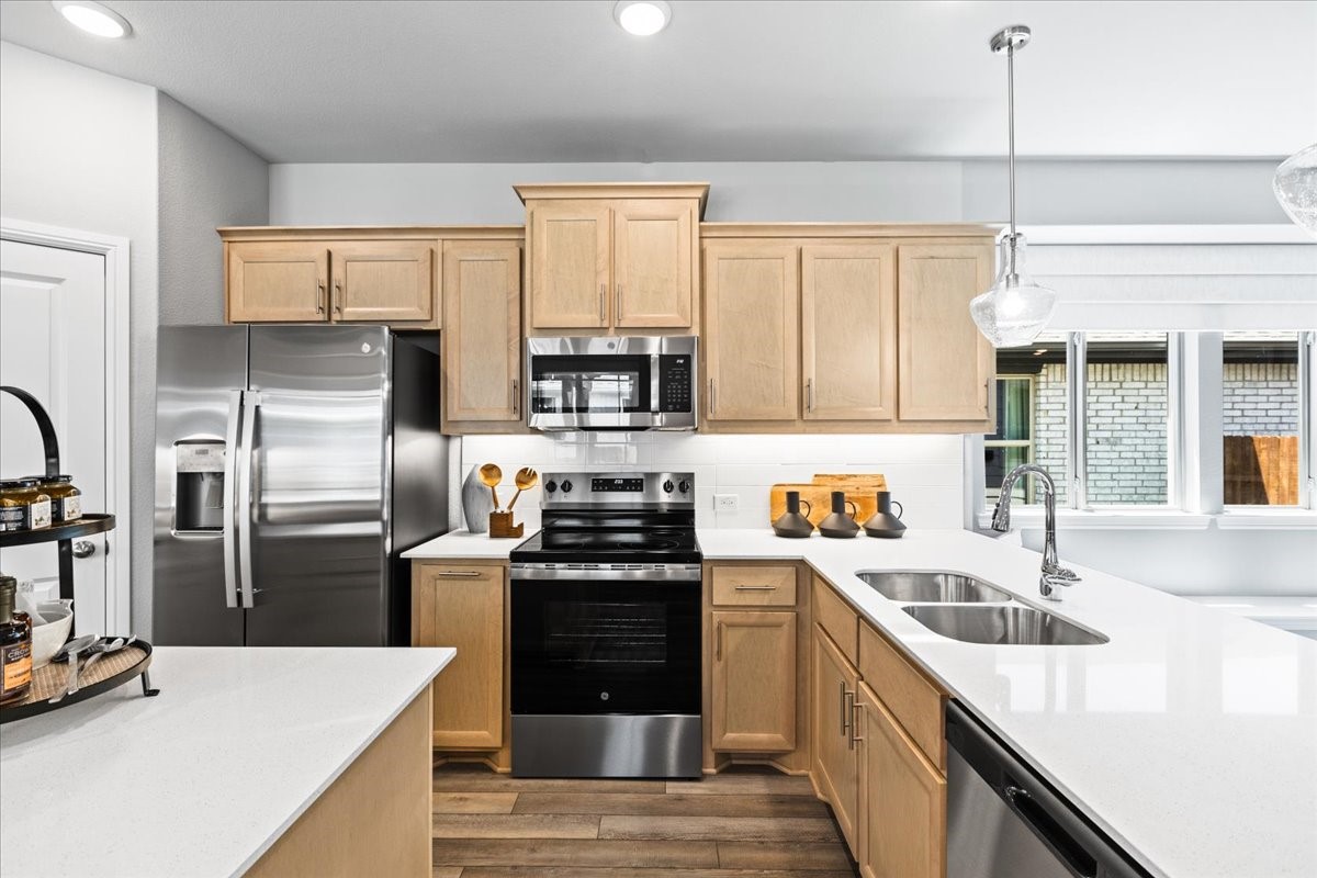 1728 Meadow Crest Drive Aubrey TX 76227