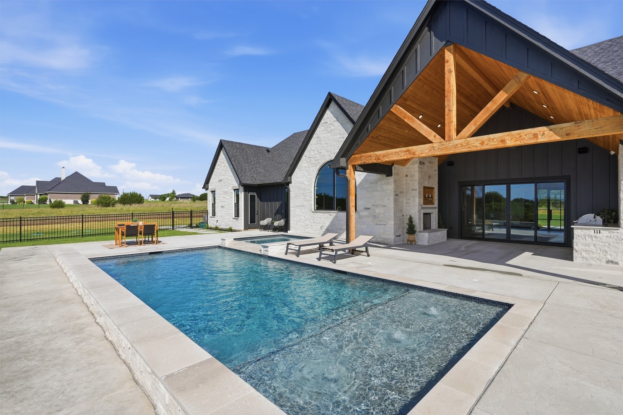 3305 Rio Grande Circle Cresson TX 76035