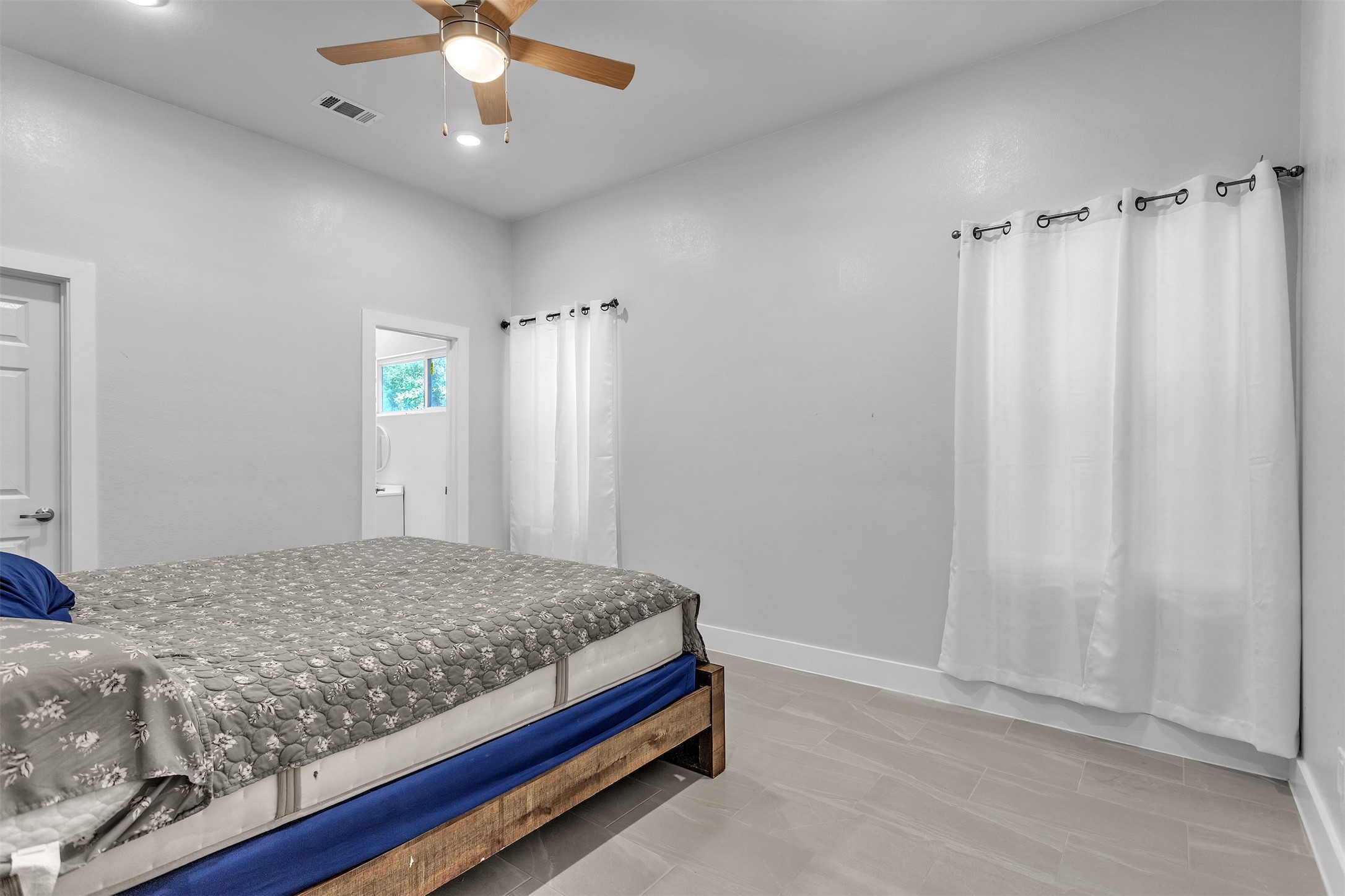 1804 Tammy Street Hawk Cove TX 75474