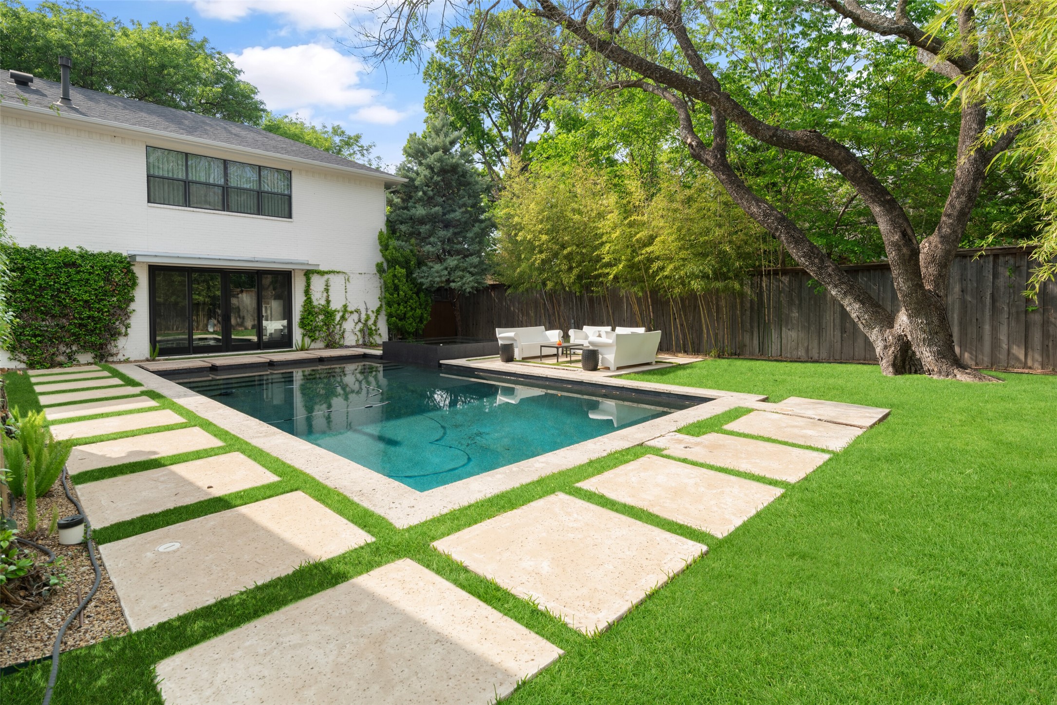 5811 Meletio Lane Dallas TX 75230