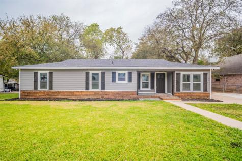 8821 Holt Street Lakeside TX 76135
