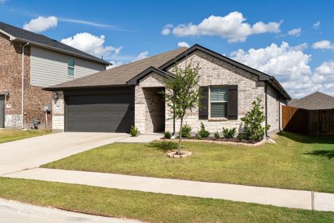 2857 Fox Trail Lane Fort Worth TX 76108