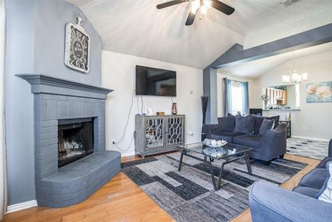 1019 Waterview Drive Little Elm TX 75068