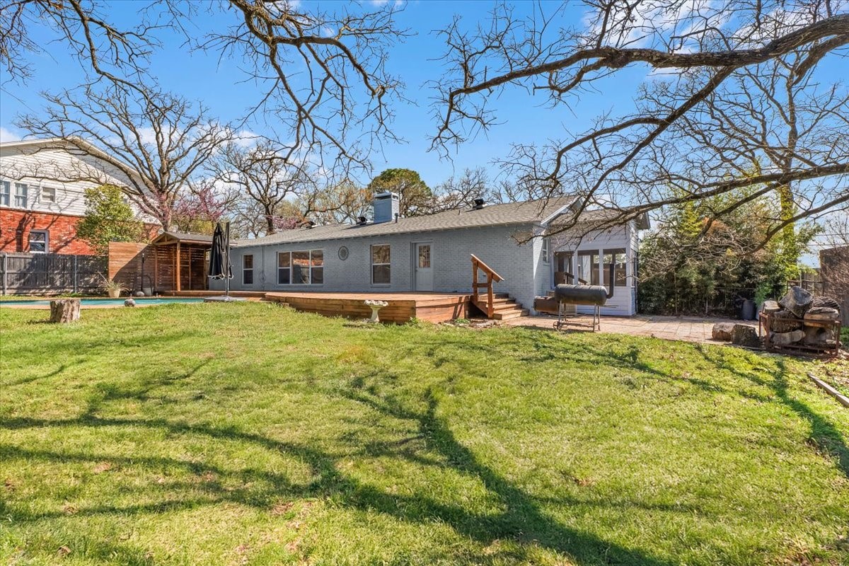1313 W Sanford Street Arlington TX 76012