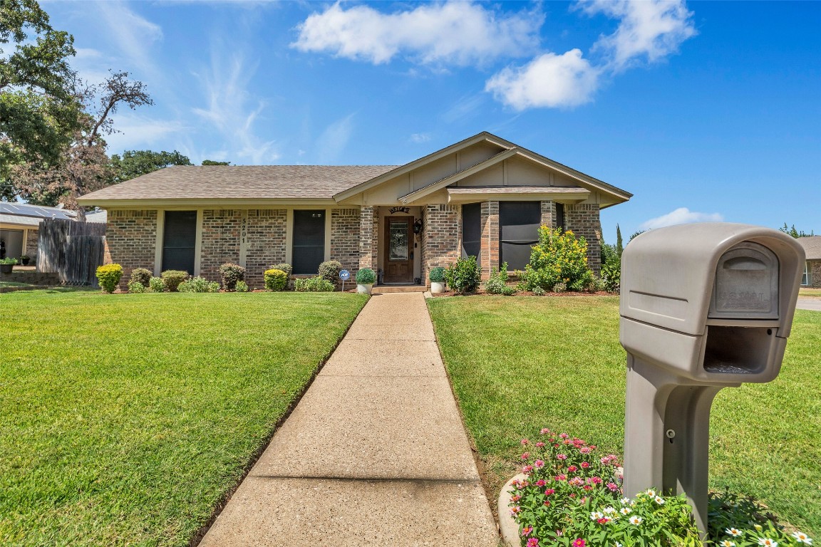 5201 Millsprings Drive Arlington TX 76017