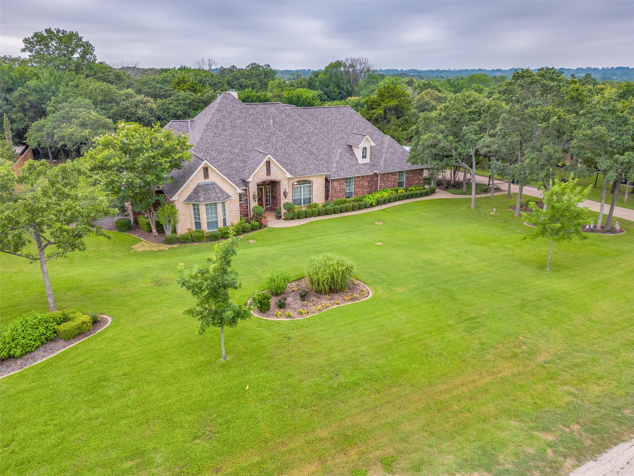 6908 Wooded Acres Trail Mansfield TX 76063