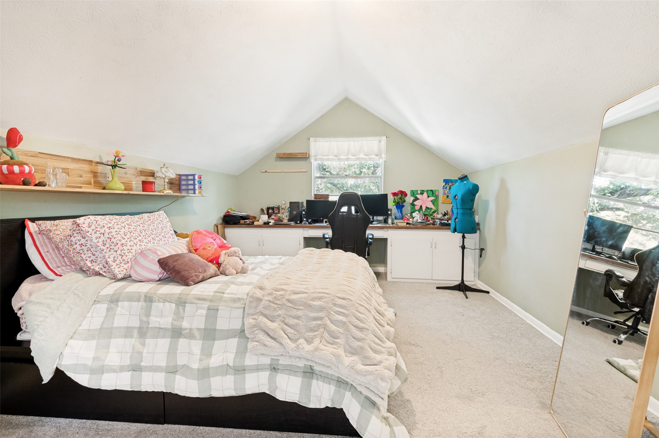 805 Live Oak Lane Arlington TX 76012