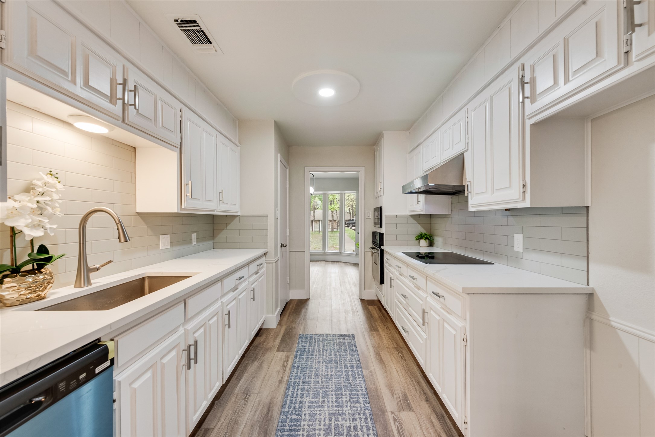 4801 Rock Ridge Court Arlington TX 76017