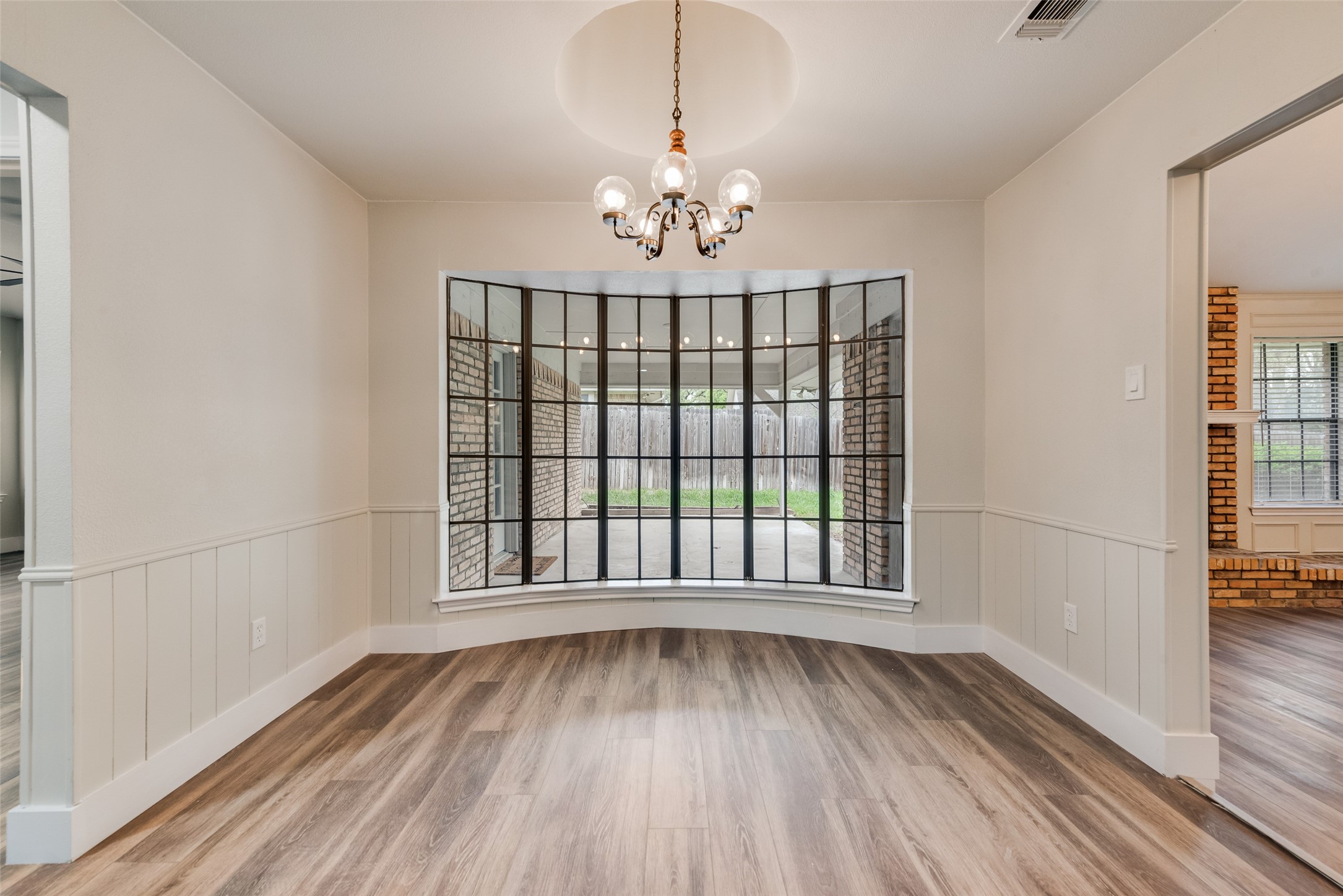 4801 Rock Ridge Court Arlington TX 76017
