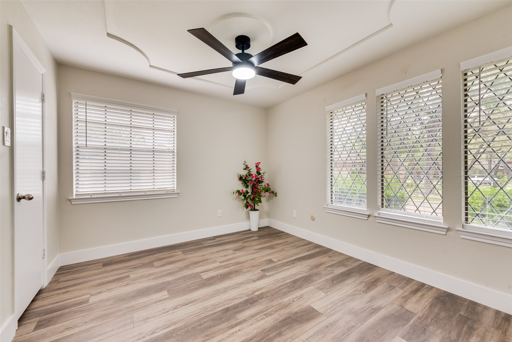 4801 Rock Ridge Court Arlington TX 76017