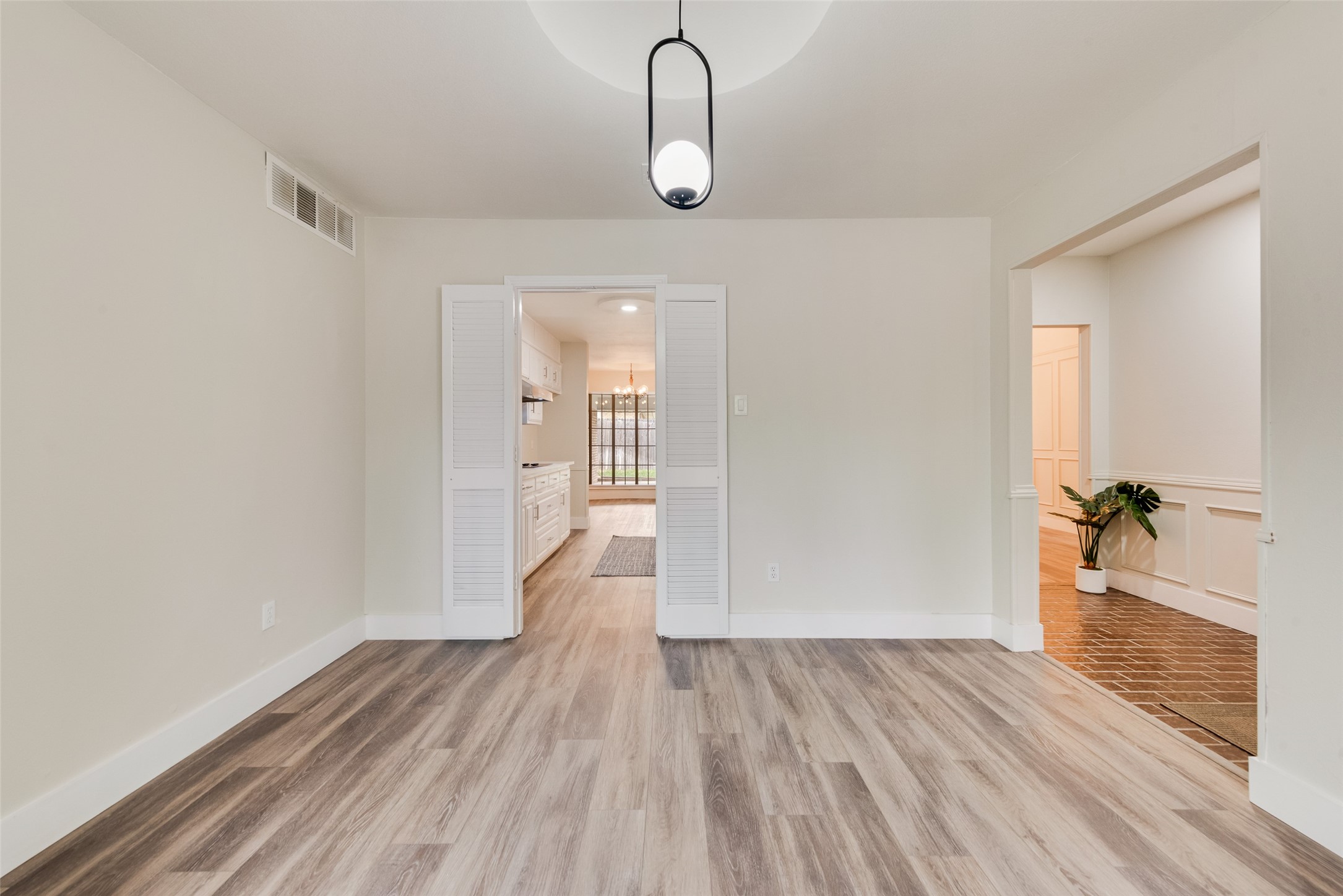 4801 Rock Ridge Court Arlington TX 76017