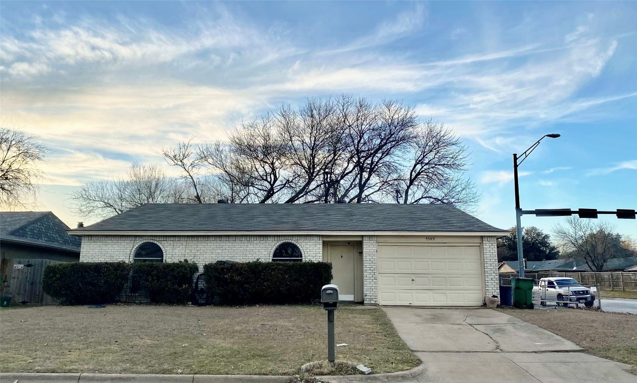5549 Dunson Drive Haltom City TX 76148