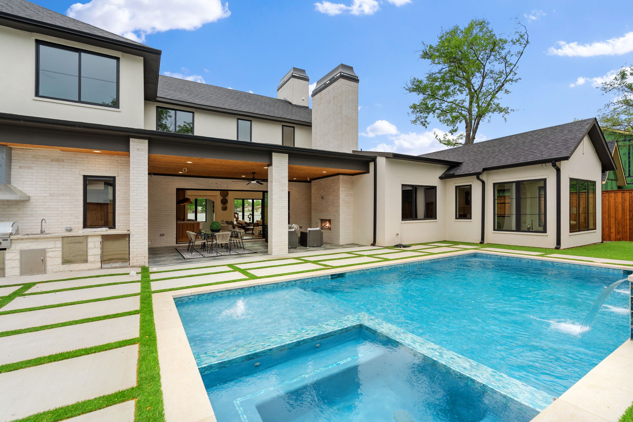 6452 Walnut Hill Lane Dallas TX 75230