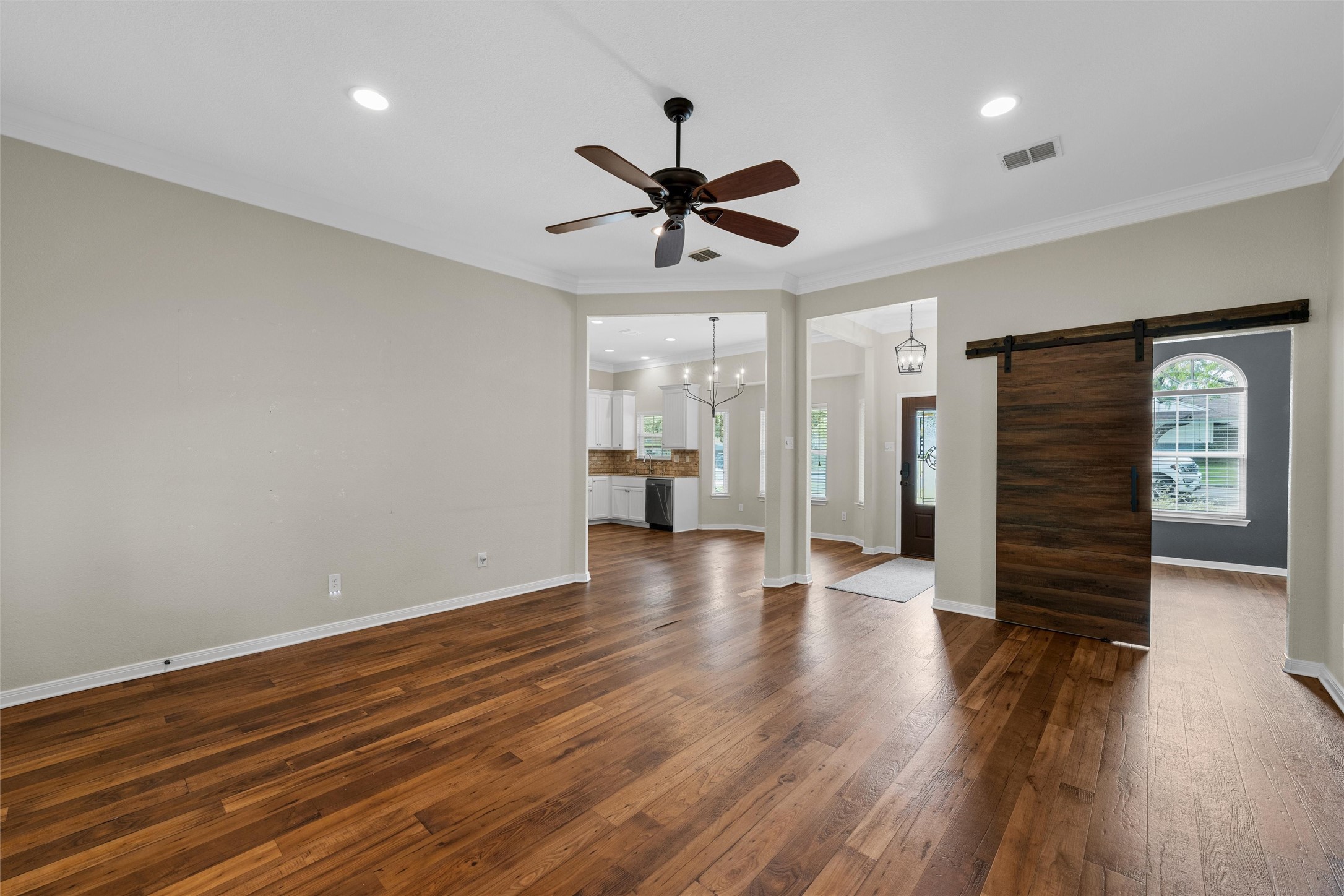 8224 Forest Ridge Drive Woodway TX 76712