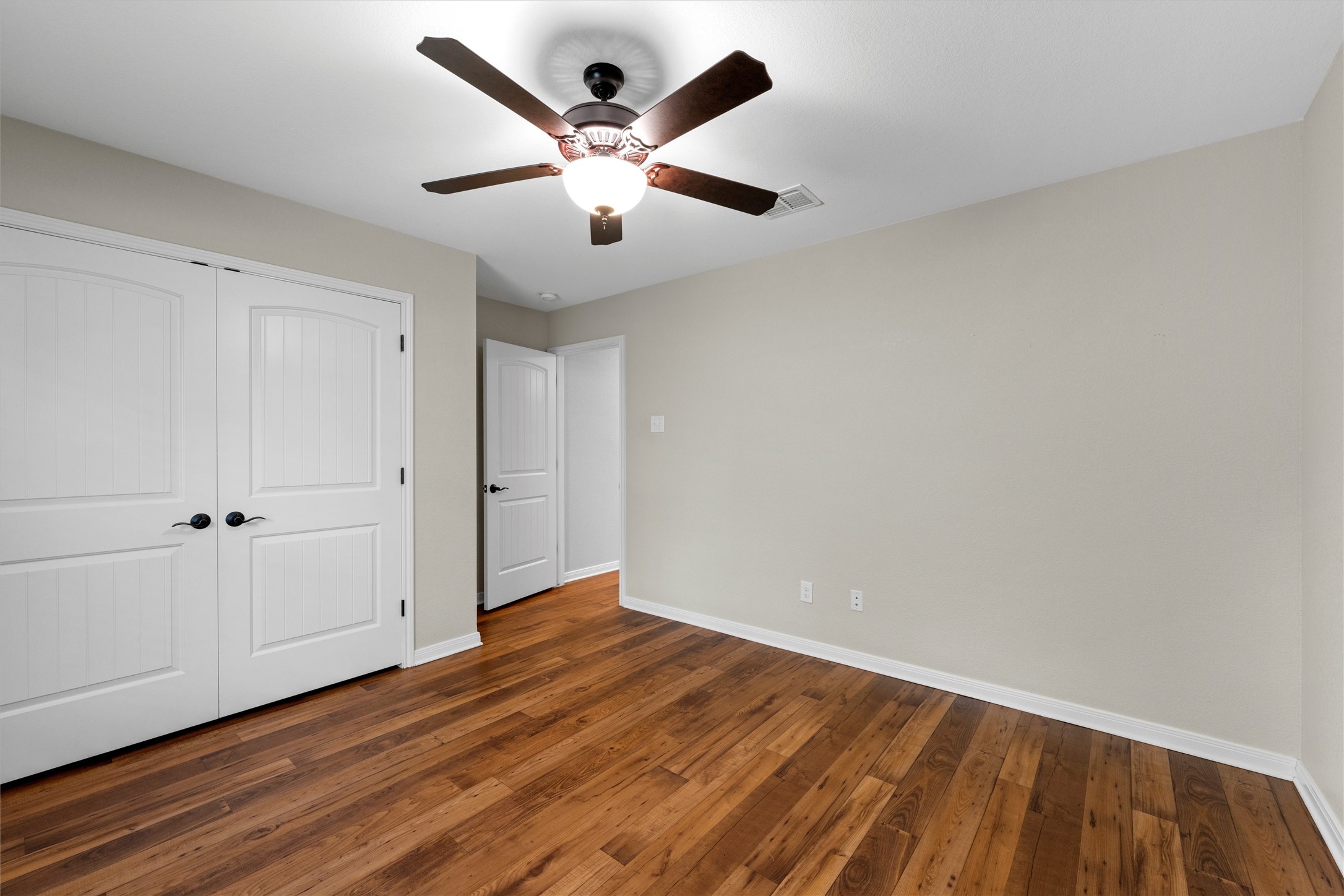 8224 Forest Ridge Drive Woodway TX 76712