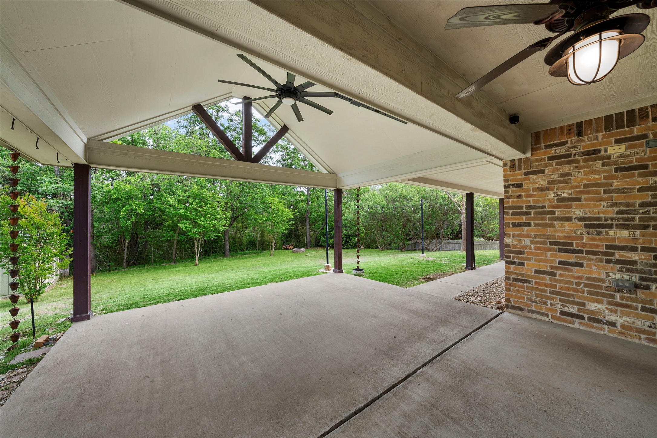 8224 Forest Ridge Drive Woodway TX 76712