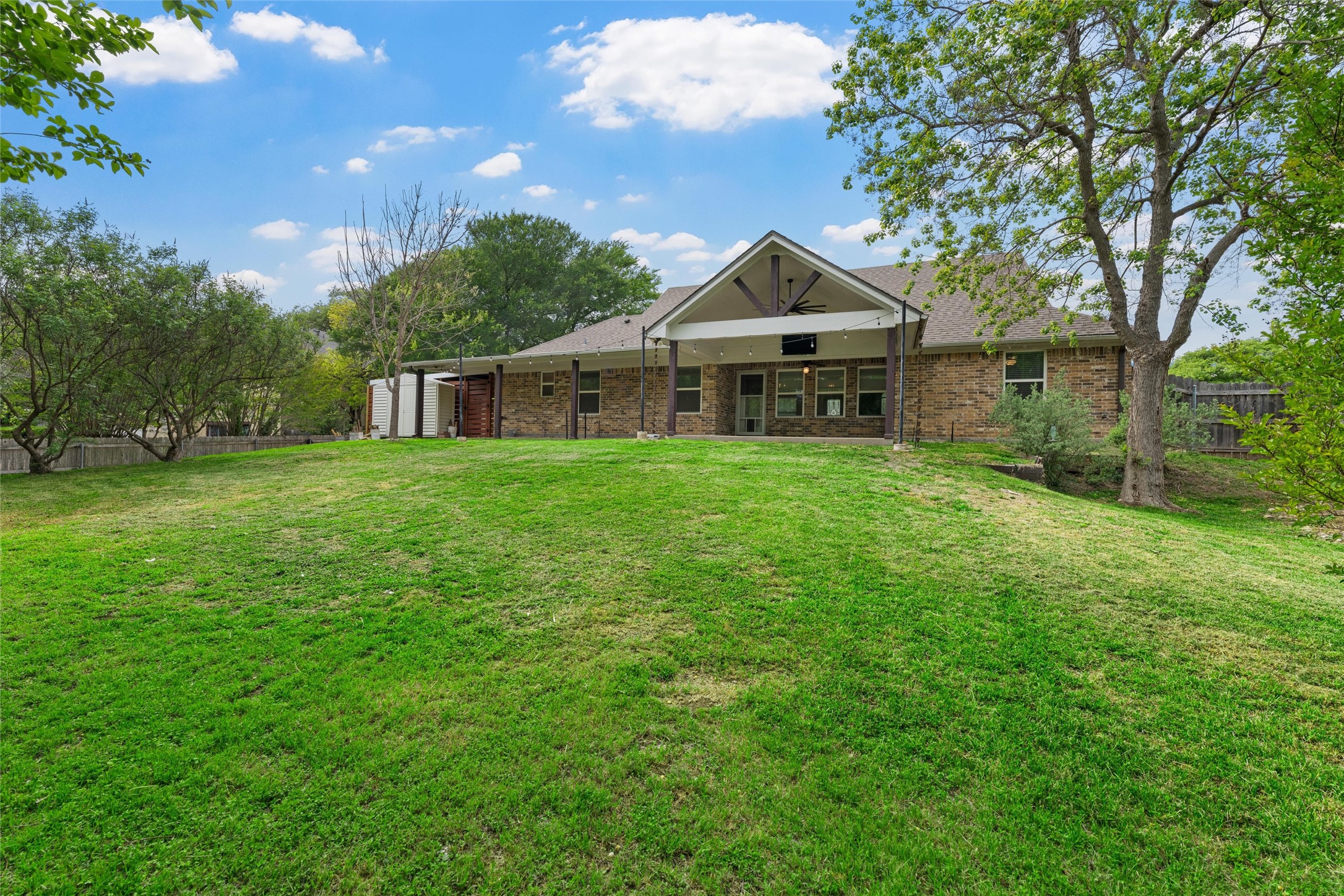 8224 Forest Ridge Drive Woodway TX 76712