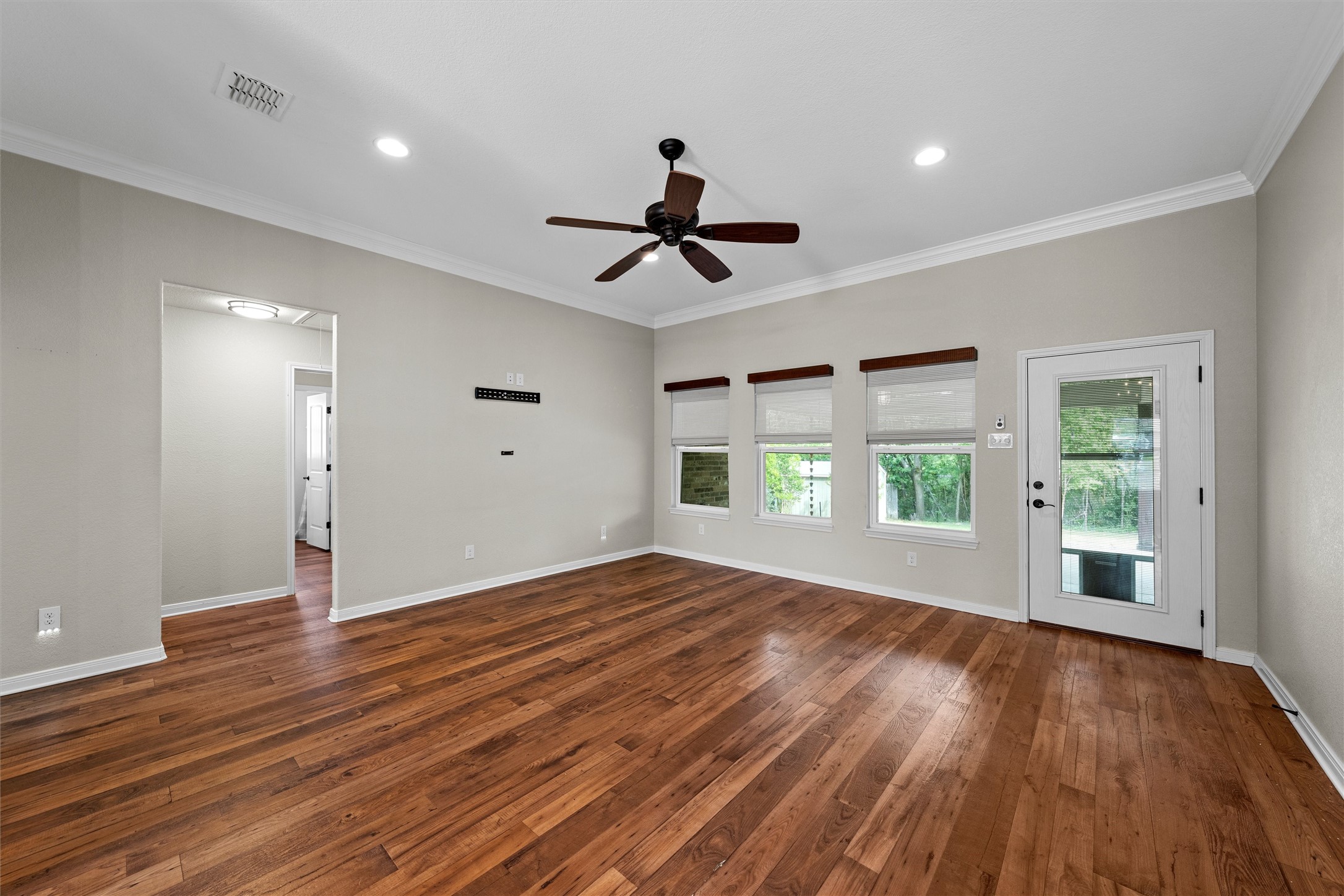 8224 Forest Ridge Drive Woodway TX 76712