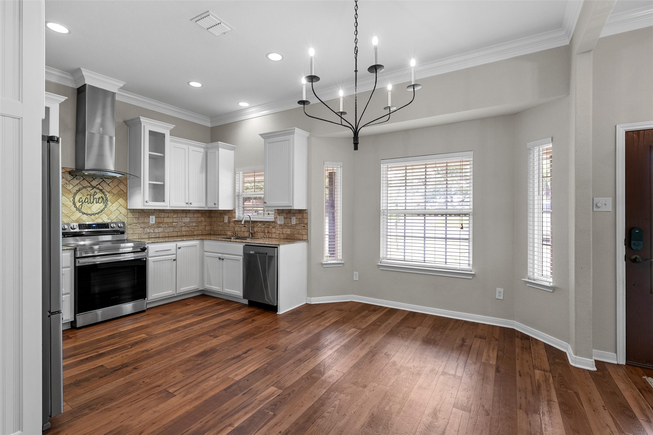 8224 Forest Ridge Drive Woodway TX 76712
