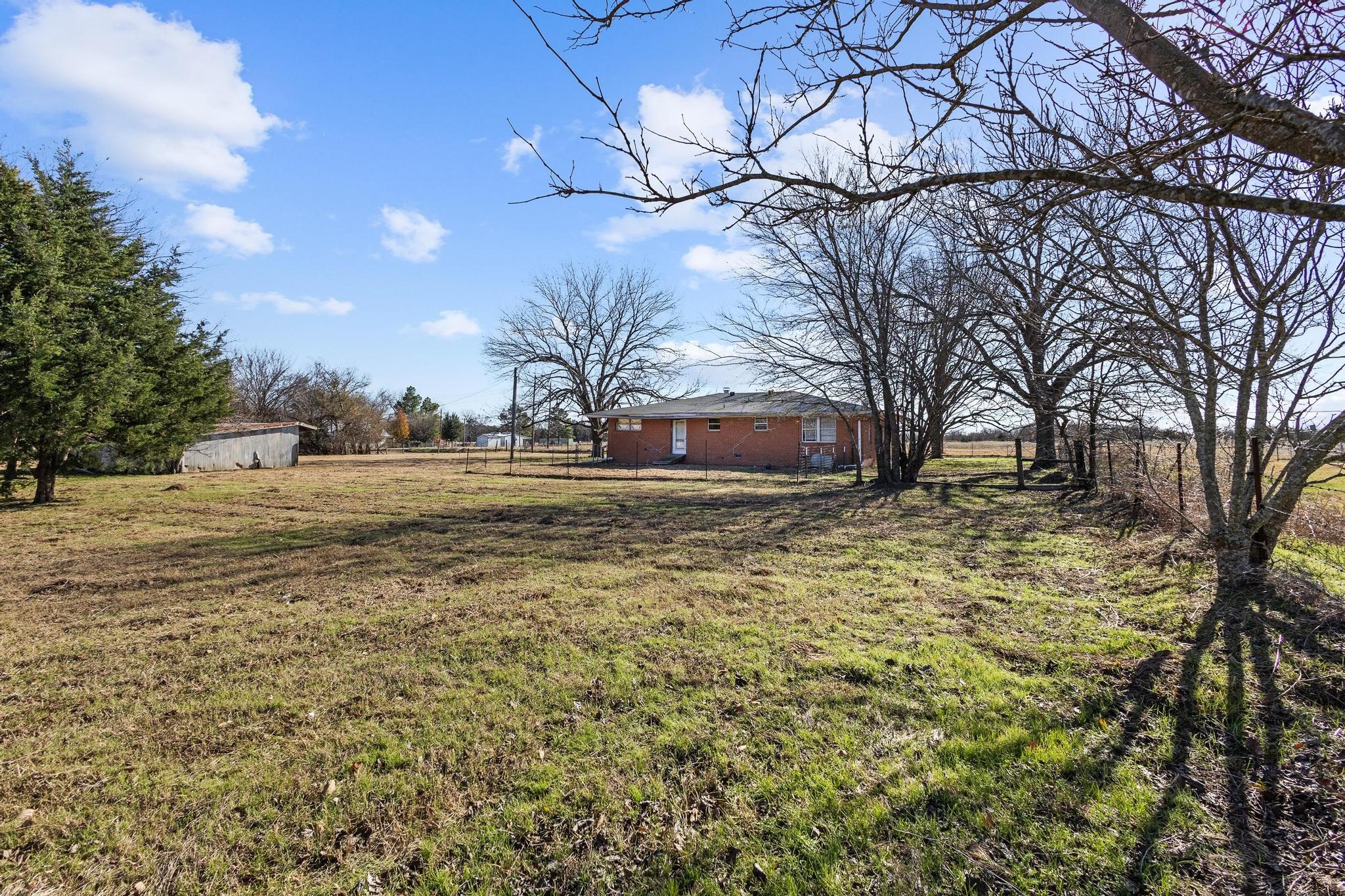 3467 E Fm 120 Denison TX 75021