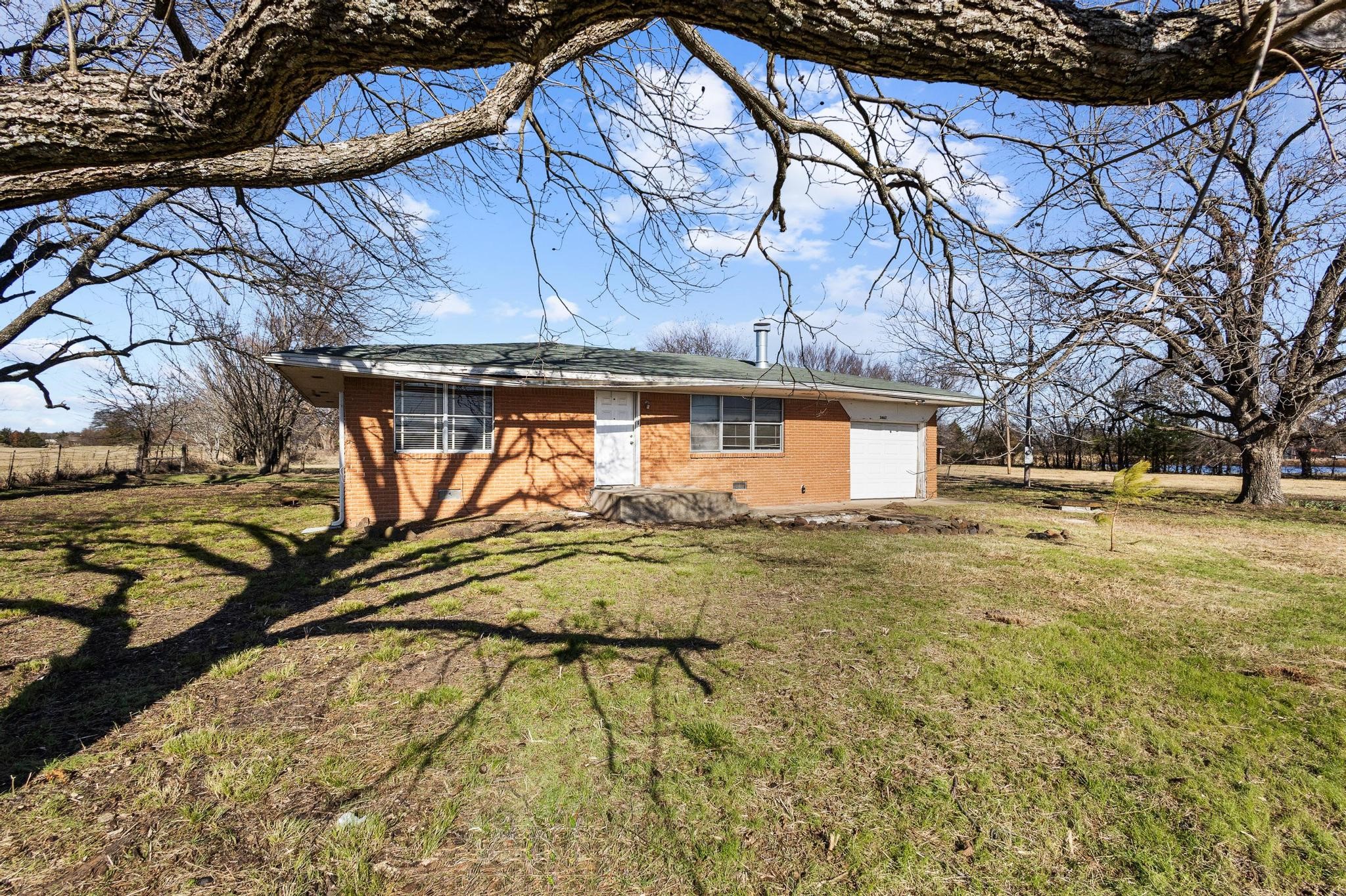 3467 E Fm 120 Denison TX 75021