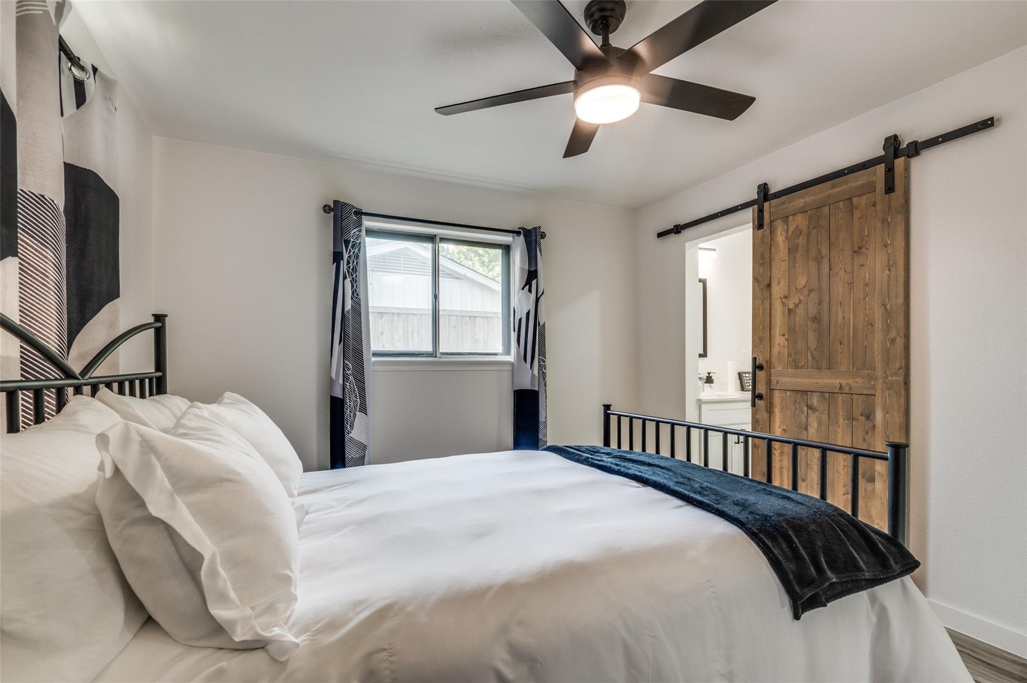 5921 Spring Glen Drive Dallas TX 75232