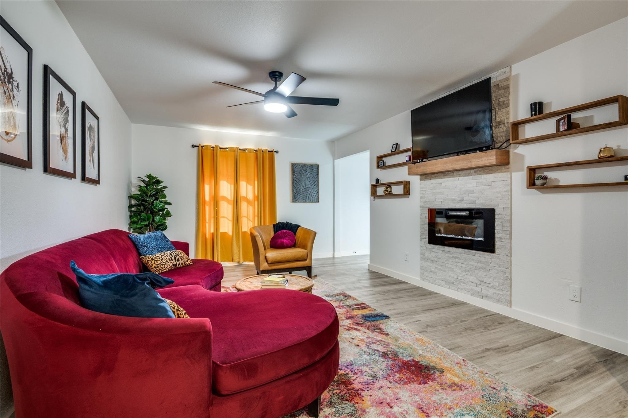 5921 Spring Glen Drive Dallas TX 75232