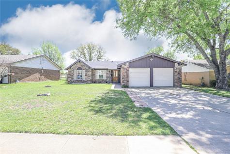 1427 Mimosa Street Cleburne TX 76033