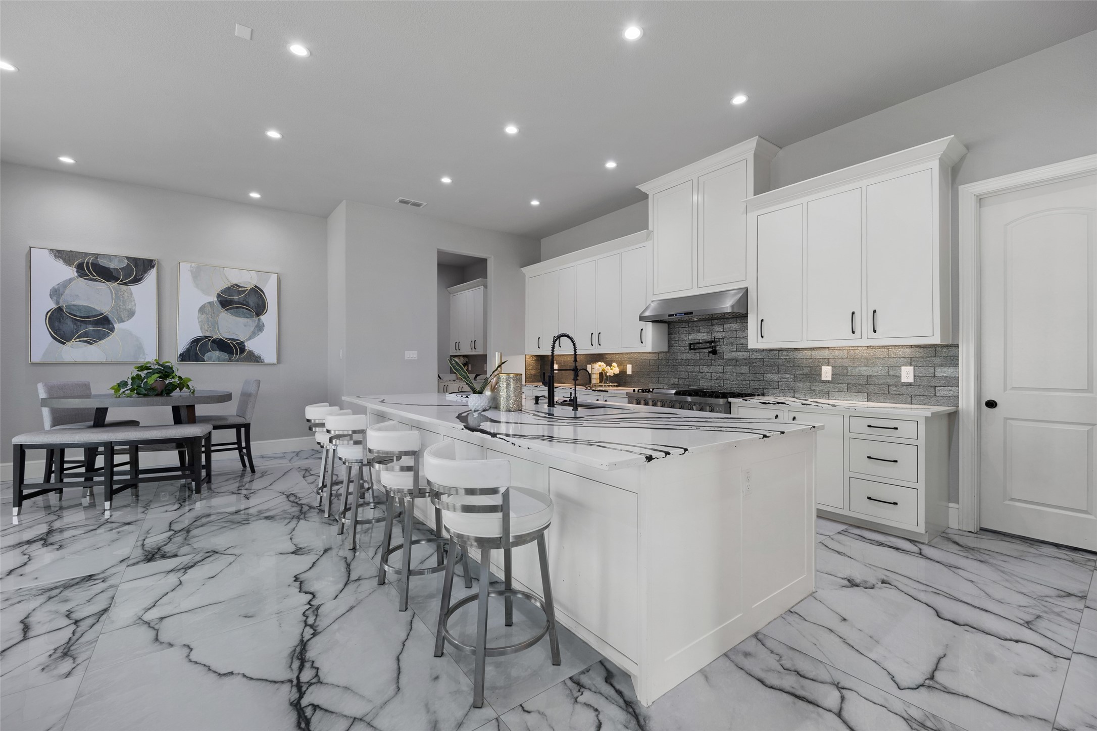 7281 Waters Edge Drive The Colony TX 75056