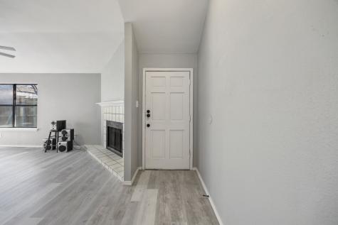 10239 Ridge Oak Street Dallas TX 75227