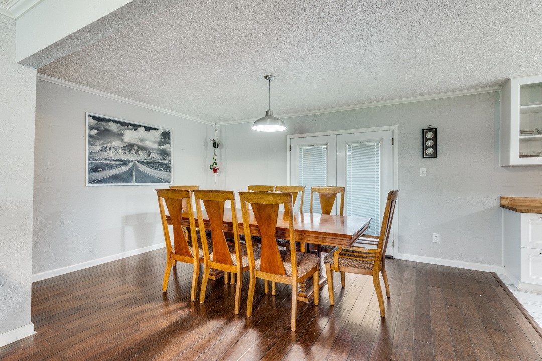 109 N Ash Avenue Azle TX 76020