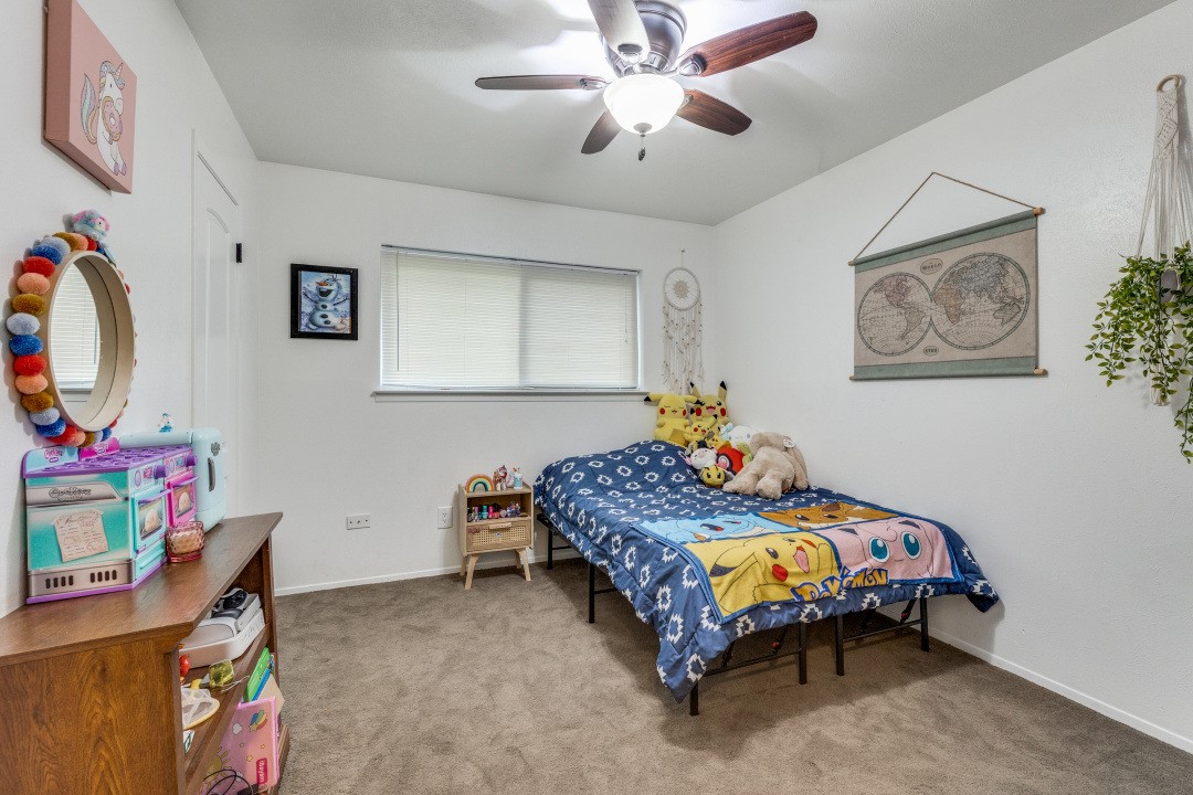 109 N Ash Avenue Azle TX 76020