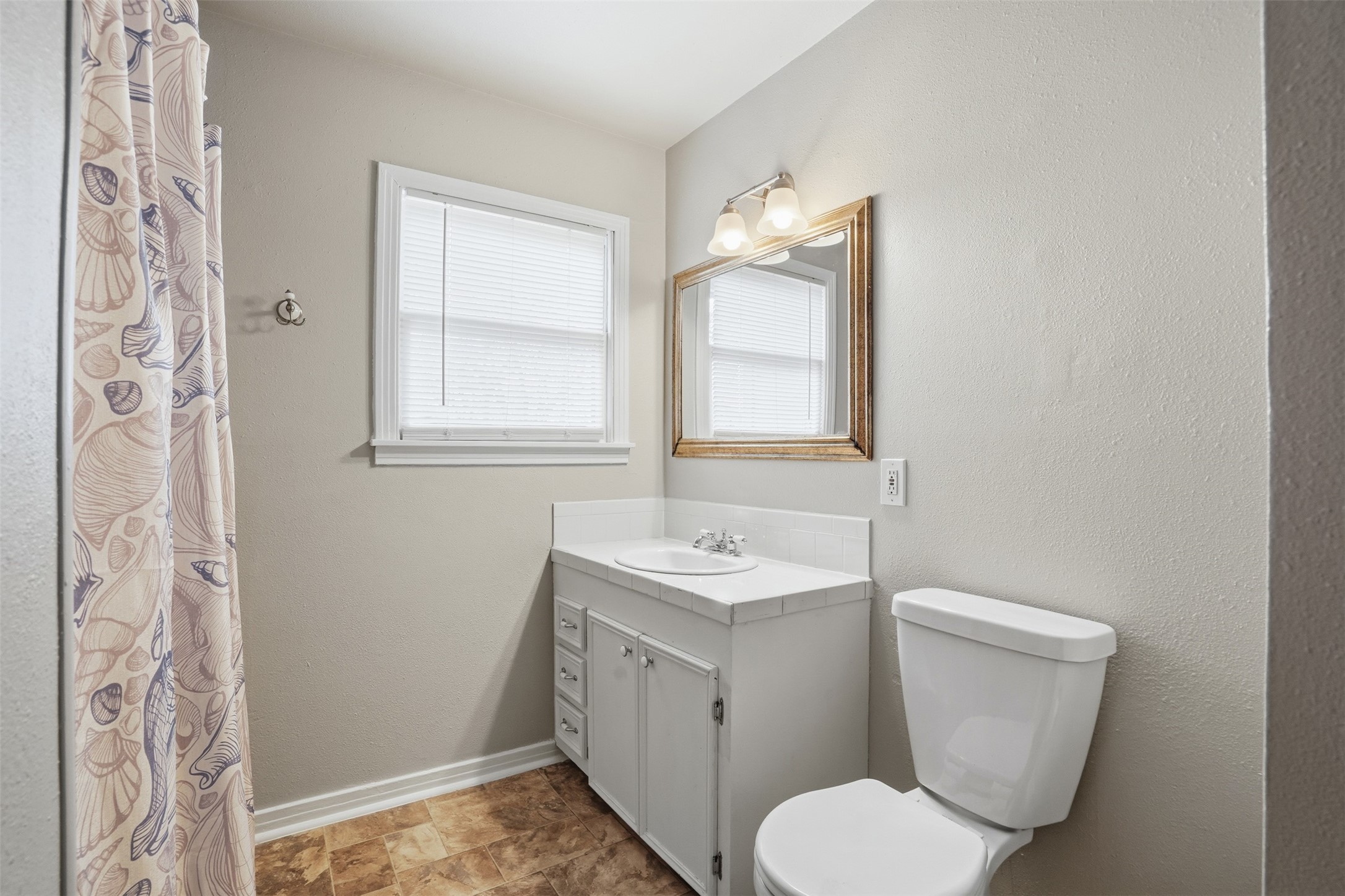2325 Halbert Street Fort Worth TX 76112