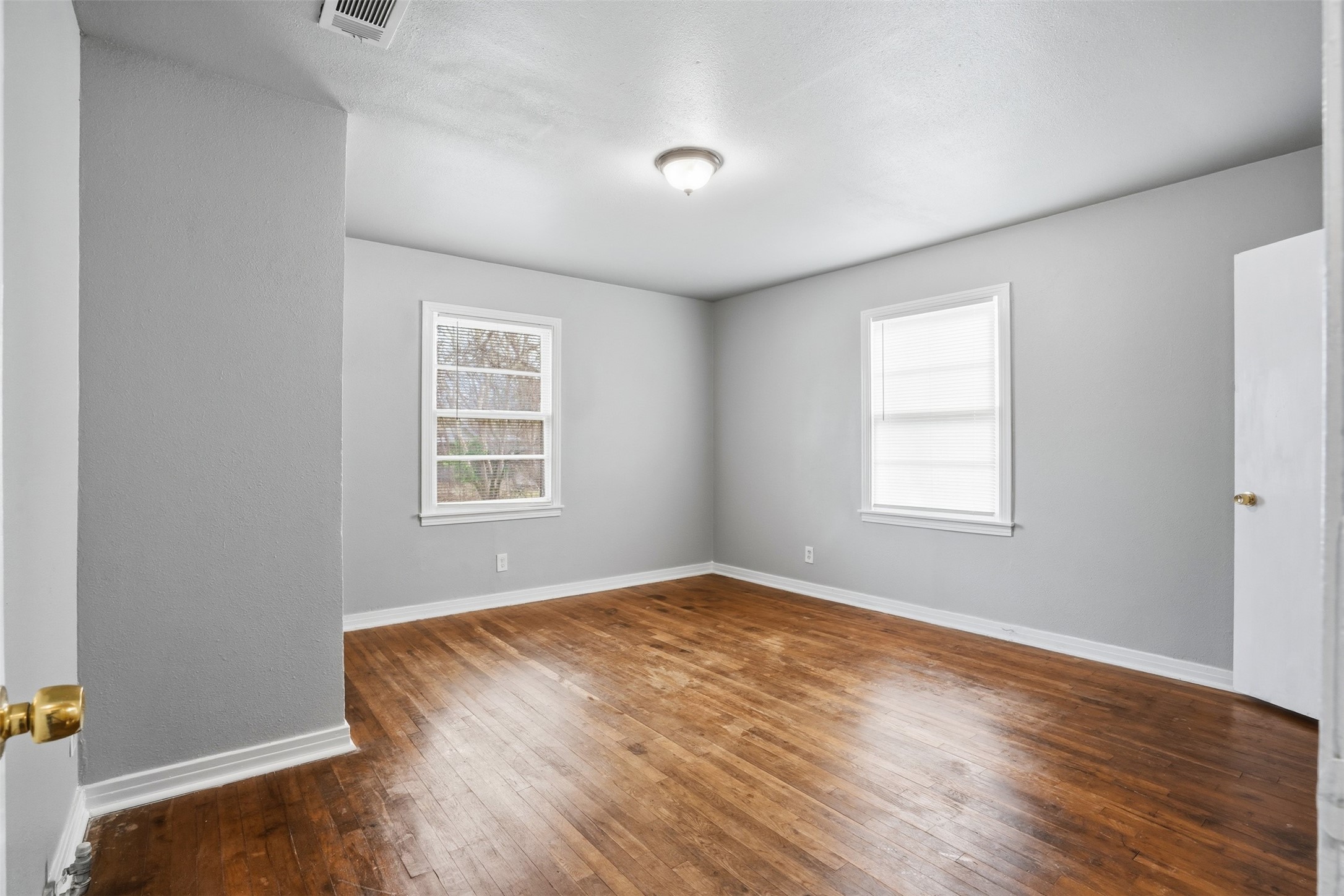 2325 Halbert Street Fort Worth TX 76112