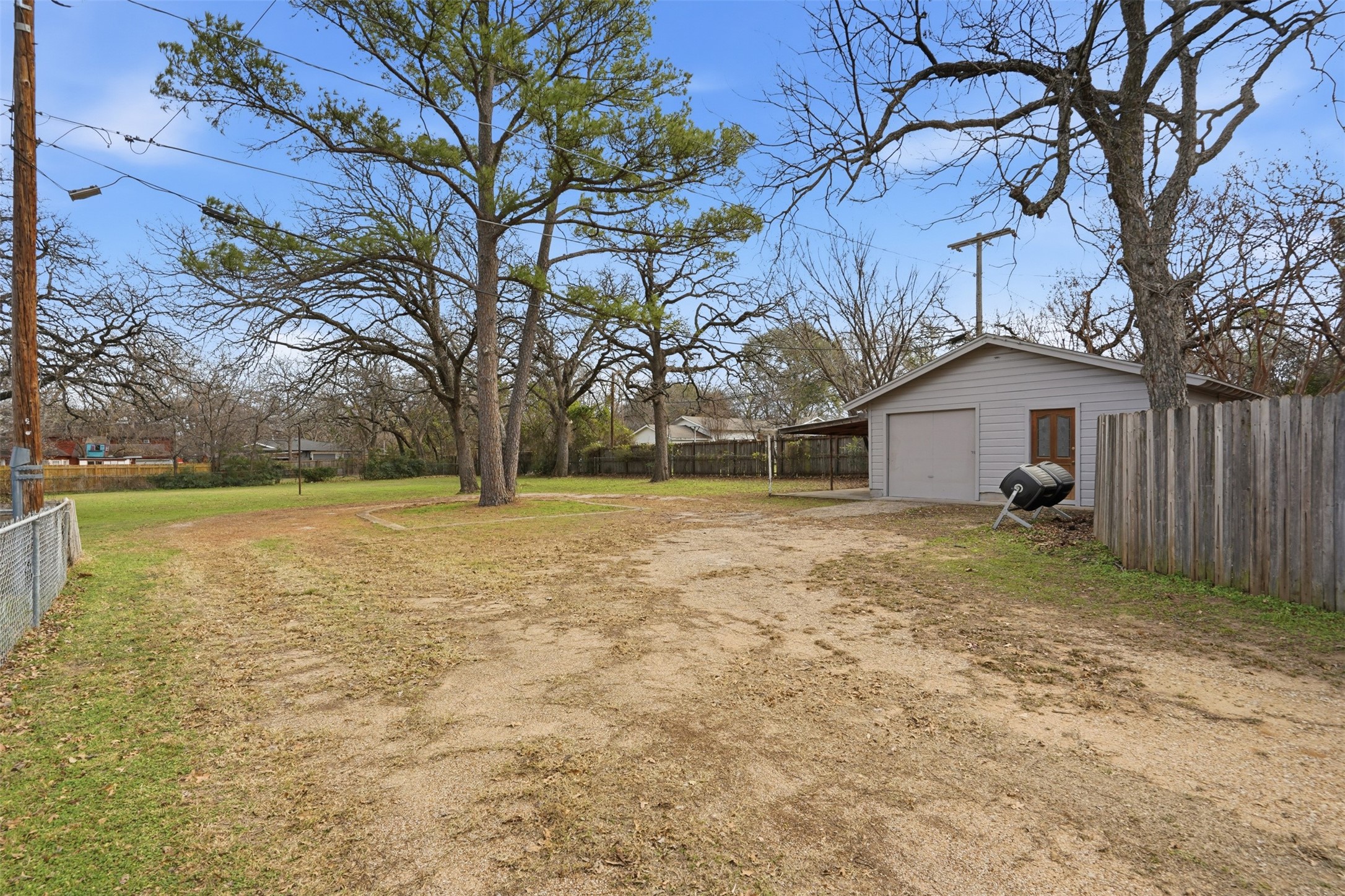 2325 Halbert Street Fort Worth TX 76112