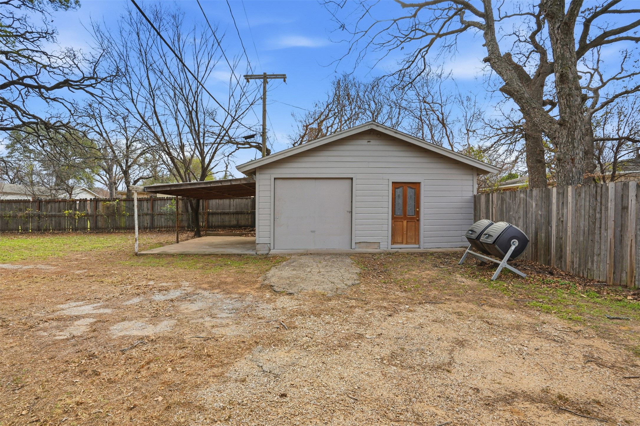 2325 Halbert Street Fort Worth TX 76112